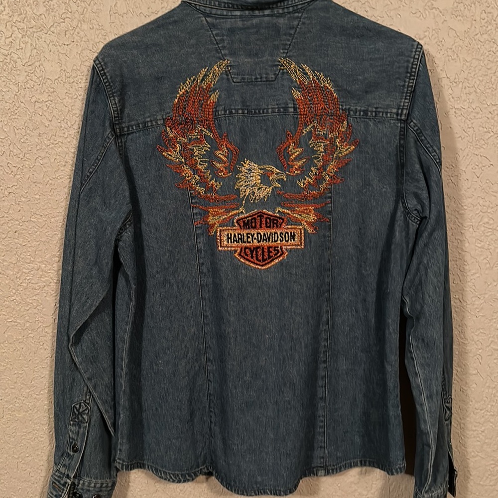 Harley Davidson Shirt - Picture 4 of 5
